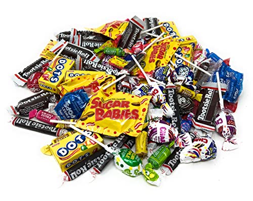 Carnival Candy Assortment - 3 lbs - Tootsie Rolls, Lollipops, Fruit Chews, Sugar Babies and Daddys, Bubble Gum and Dots (48 Oz)